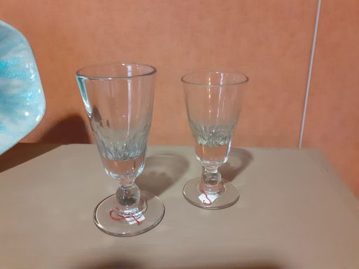 anciens verre à absinthes